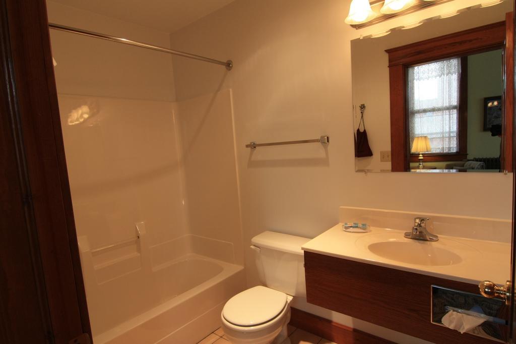 Town Hall Inn Lead Ngoại thất bức ảnh
